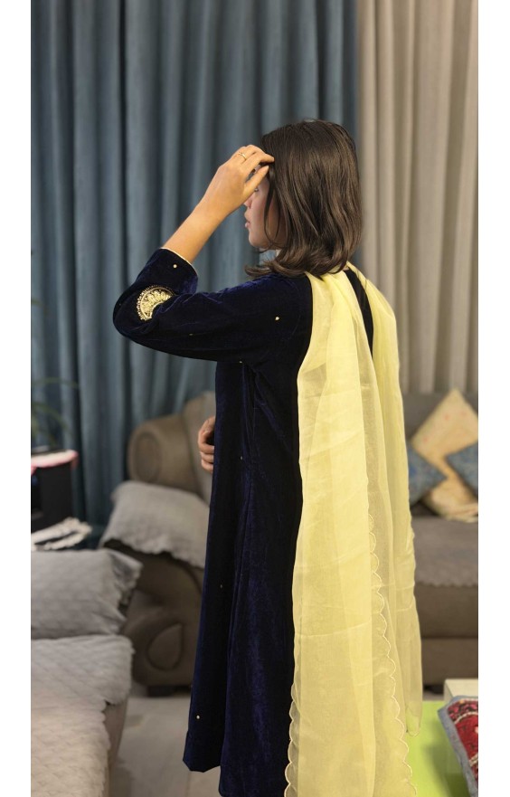Royal Blue Velvet Kurta (Without Dupatta)