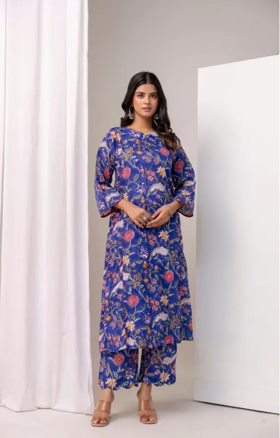 Blue Red Floral A-line Suit