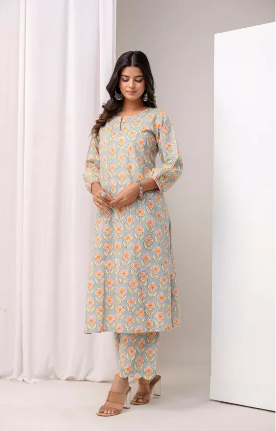 Pista Pink A-line Suit 