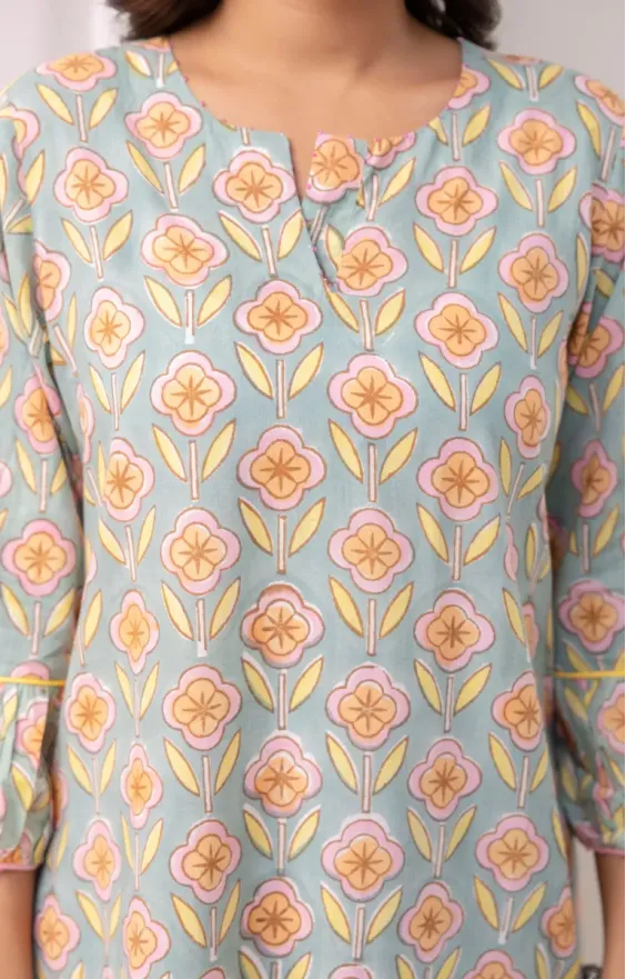 Pista Pink A-line Suit 