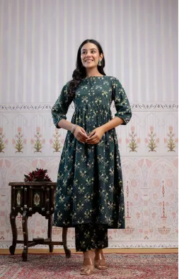 Moongia Green Yellow A-line Suit