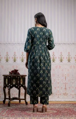 Moongia Green Yellow A-line Suit