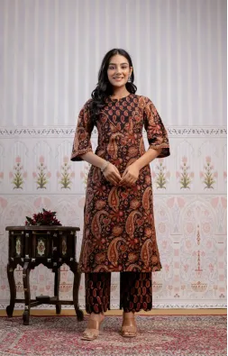 Paisley Dark Brown Straight Suit
