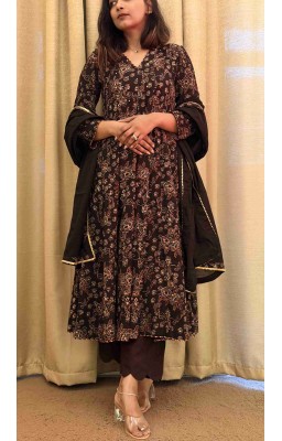 Crinkle Print Suit (With Dupatta) 