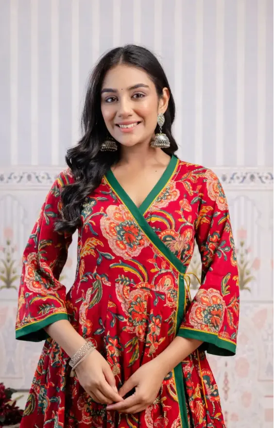Shakuntla Angrakha Set